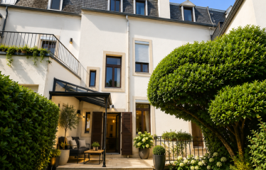 Maison de Maître de 1901: Ave du 10 Septembre Luxembourg-Belair