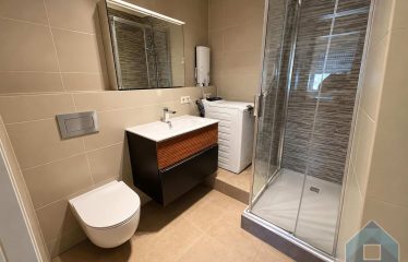 Appartement lumineux 1 chambre avec balcon et garage à Strassen